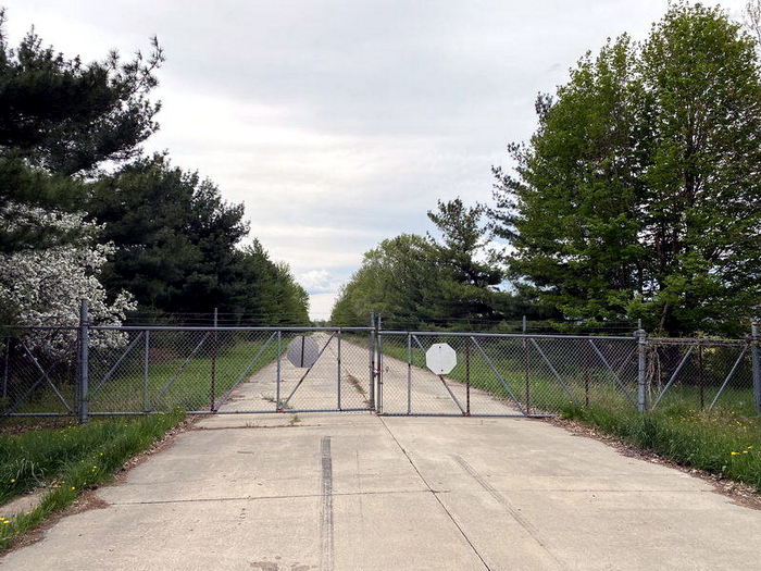 Romeo Golf & Country Club - Entrance To Golf Course Closed (newer photo)